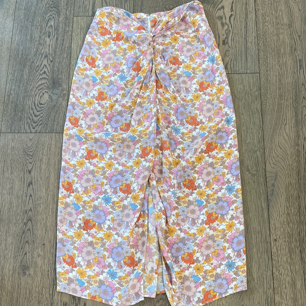 Mango skirt.